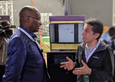 Navin discussing APIX rollout in Kenya with Governor Njoroge of Central Bank of Kenya at the Afro Asia FinTech Festival in Nairobi
