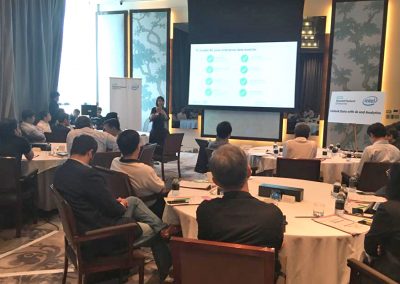 Ai Meun presenting to Financial Institutions in Bangkok at event hosted by our Partners HPE & Intel.