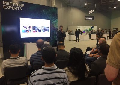 DK hosting a ‘Meet-the-Experts’ session at HPE Discover